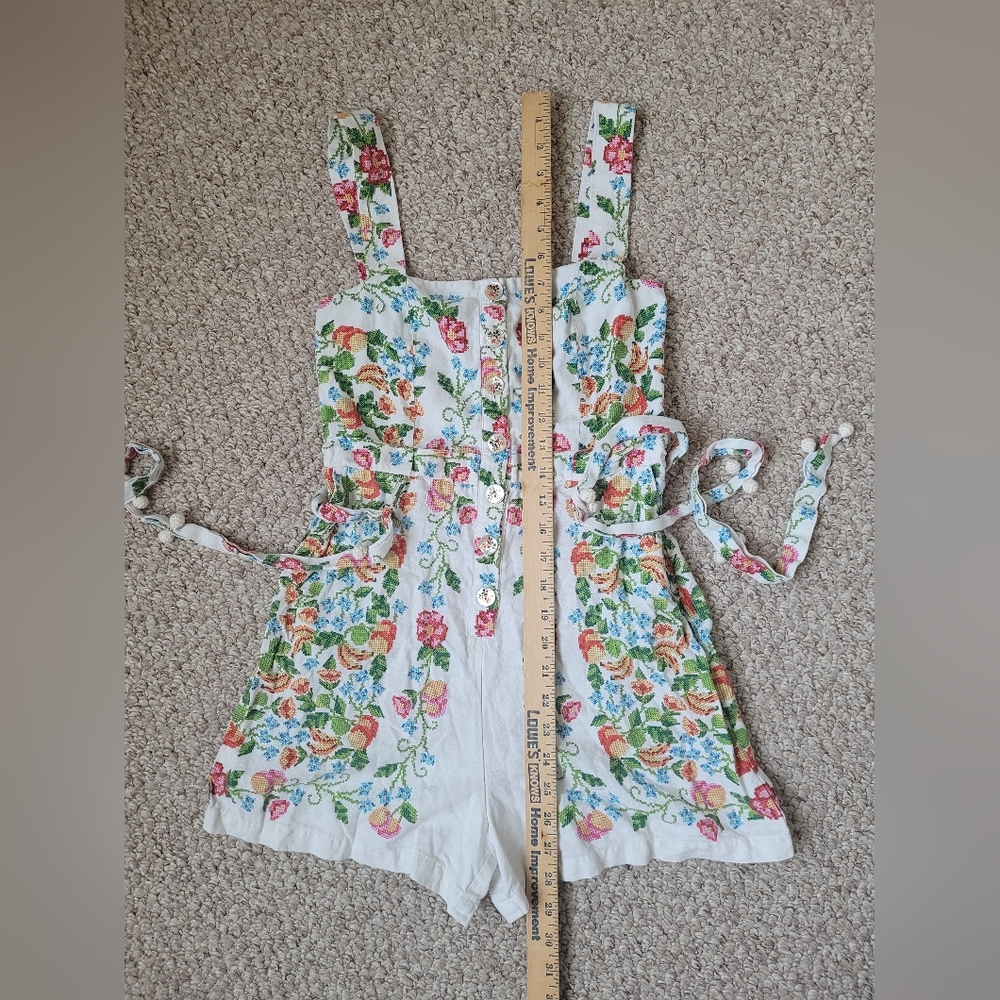 Farm Rio Romper. - Picture 8 of 11